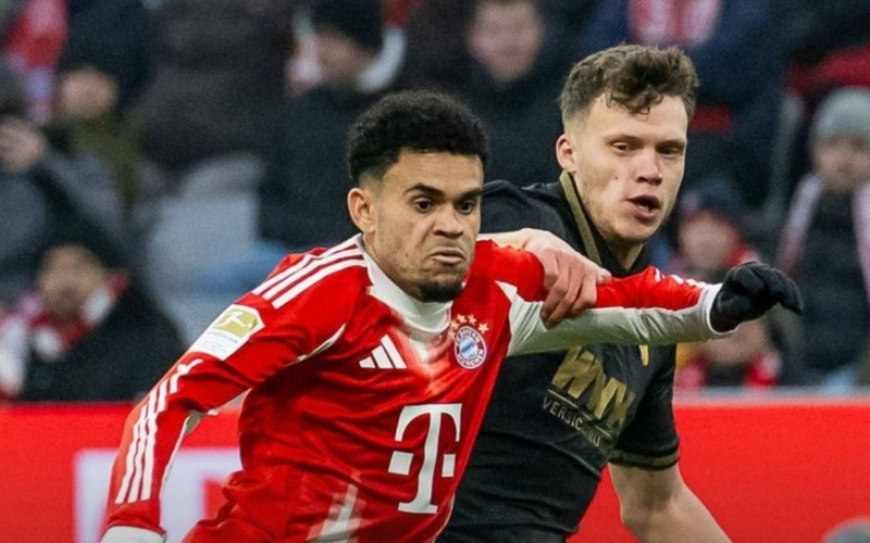 Bayern Munich thắng đậm Augsburg trong ngày hàng công bùng nổ
