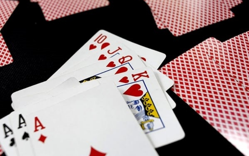 Bí ẩn quân J Những hiệp sĩ trung thành và dũng cảm