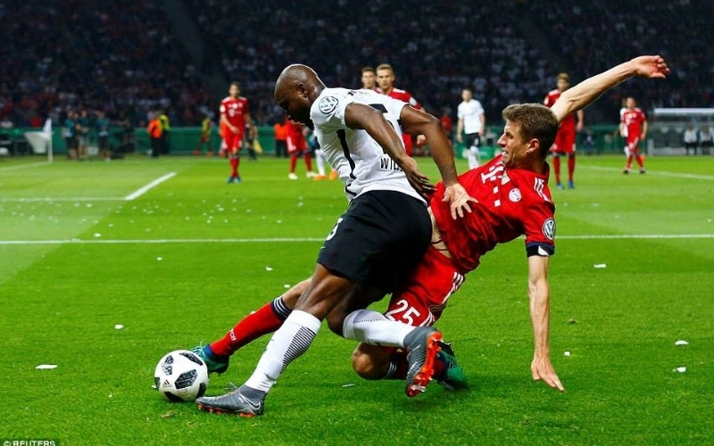 Chiến thuật khắc chế đối thủ của Vincent Kompany