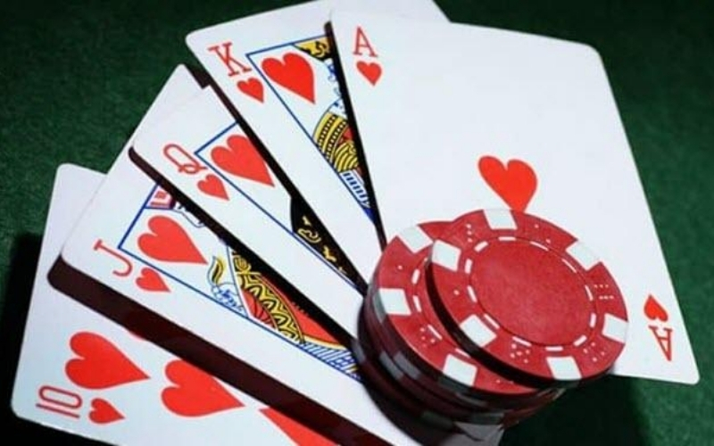 Ý nghĩa biểu tượng của các quân bài K, Q, J